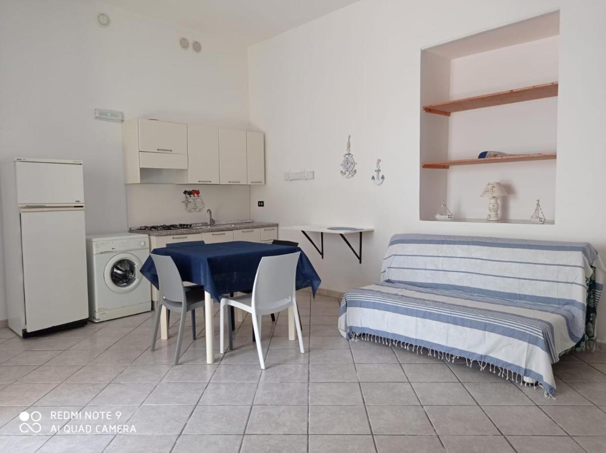 Corte Nel Borgo Apartment Minervino di Lecce Exterior foto
