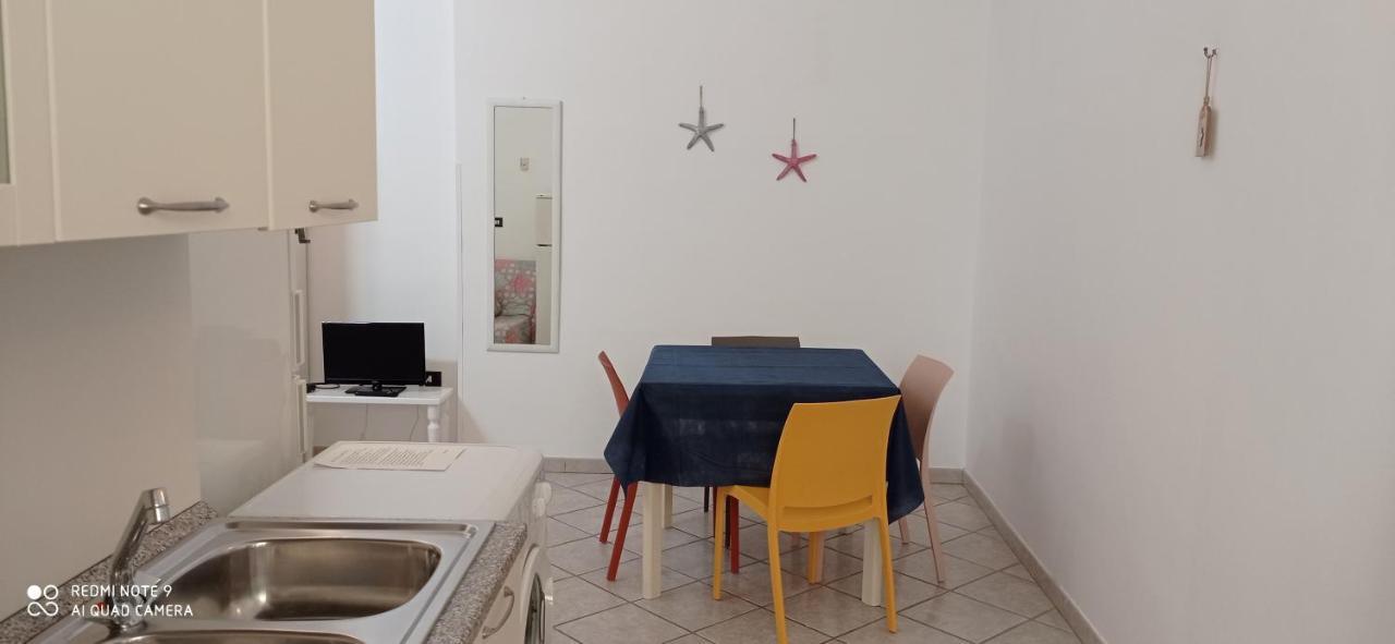 Corte Nel Borgo Apartment Minervino di Lecce Exterior foto
